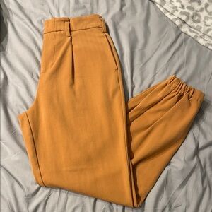 JustFab Women Jogger Style Pleated Trousers